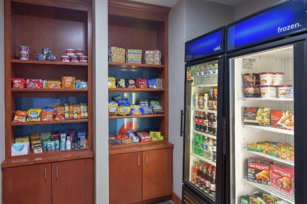 Hampton Inn By Hilton and Suites Knoxville-Downtown, TN image 10