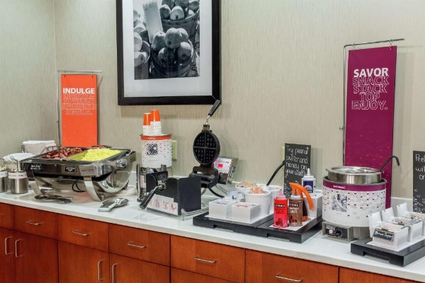 Hampton Inn By Hilton and Suites Knoxville-Downtown, TN image 9